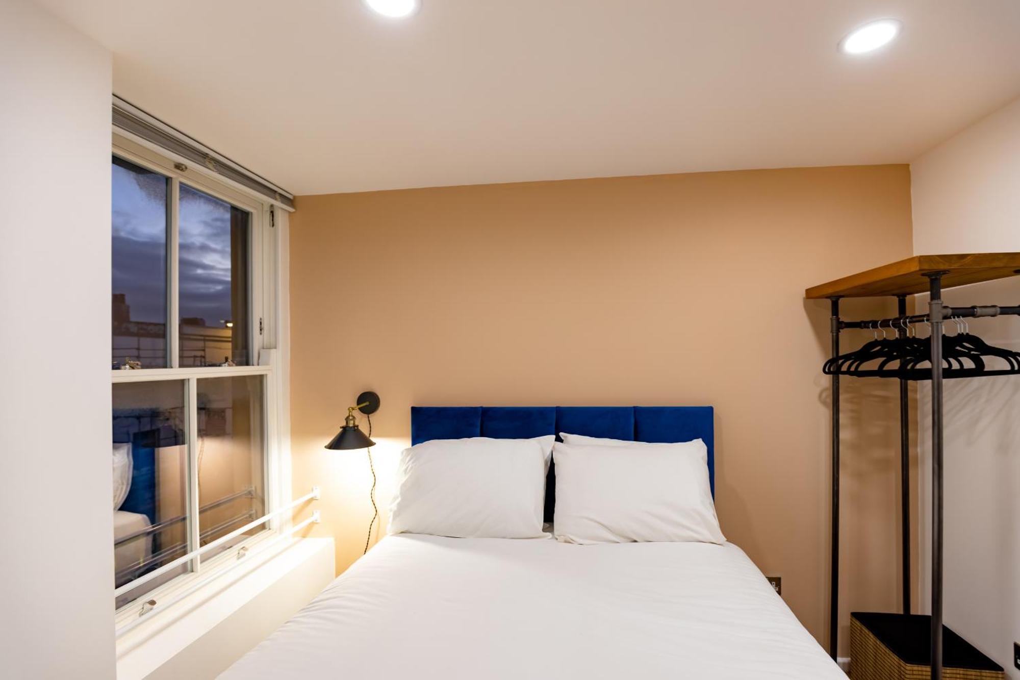 Nap Bristol City Centre Room photo